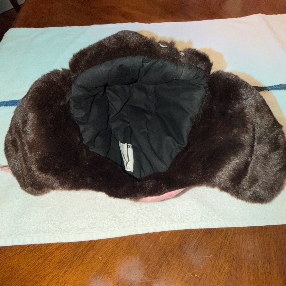 Bone Collector Real Tree Pink Fur Hat - Picture 4 of 4
